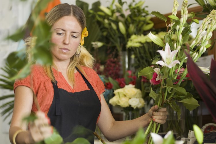 Las floristas deben ser capaces de vender, almacenar y comercializar las flores por encima de crear arreglos.