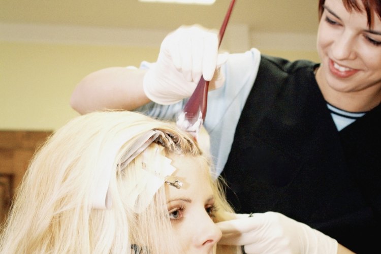 No necesitas recurrir a tratamientos costosos y que arruinan tu cabello.