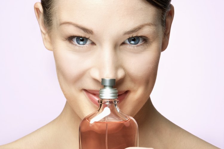 Crea tu propio y único aroma del perfume a tu elección.