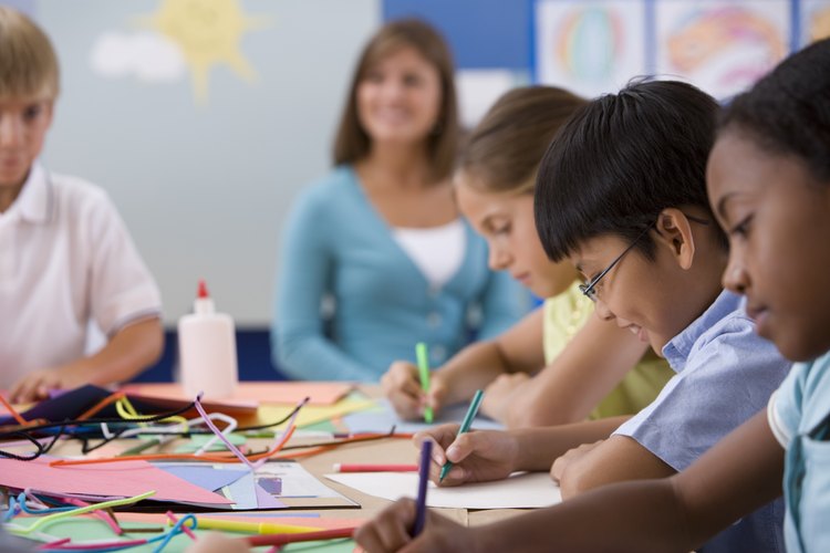 Los padres pueden visitar a sus hijos en la clase para aumentar su participación.