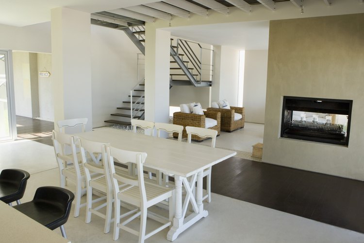 Considera comprar una mesa extensible.
