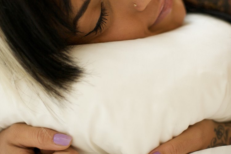 Si te cuesta quedarte dormido, hay alimentos que puedes consumir para inducir el sueño.