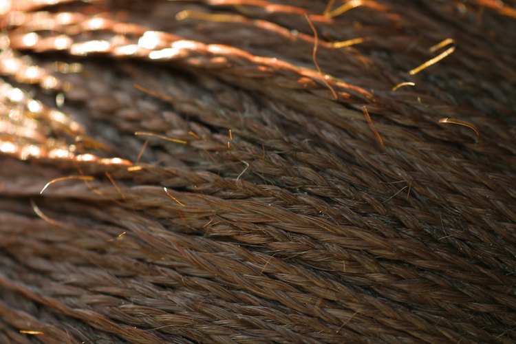 Conoce cómo hacer trenzas de seis hebras.