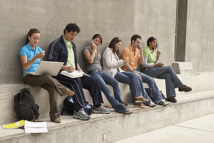 Hay varias opciones de universidades para estudiar enfermería.