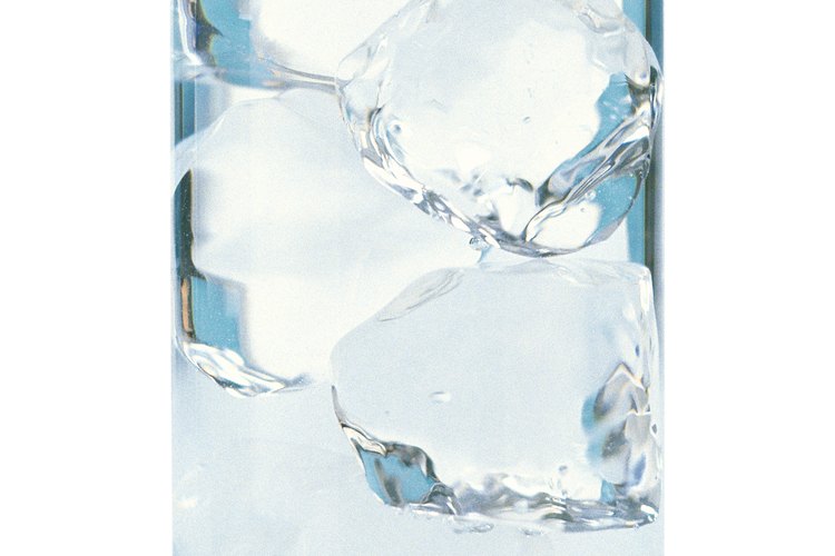 Conoce las razones por las que tu electrodoméstico General Electric no está vertiendo el hielo.