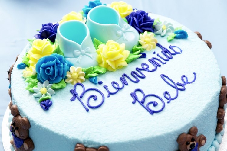 Un pastel decorado con un aerógrafo puede convertirse en una obra de arte.