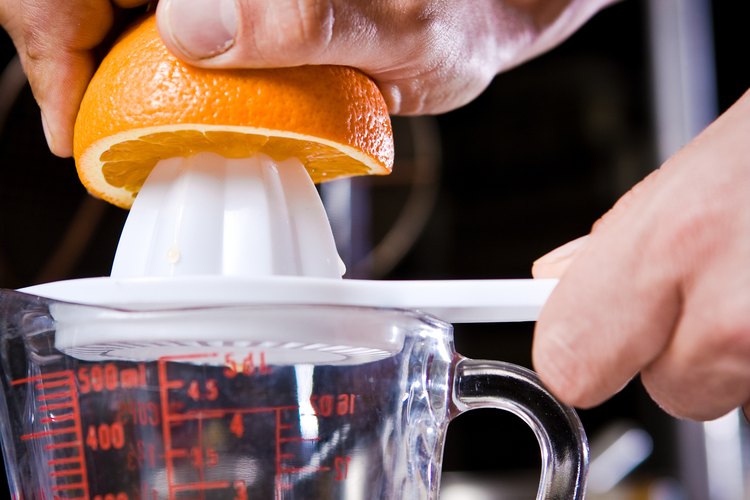 El jugo recién exprimido puede contener bacterias perjudiciales.