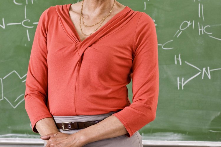 Para enseñar matemáticas, es necesario tener un título de licenciatura en matemáticas.