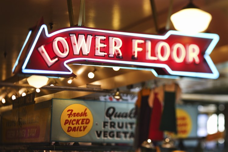 Los adolescentes pueden mantenerse ocupados en el mercado de Pike Place y sus alrededores.