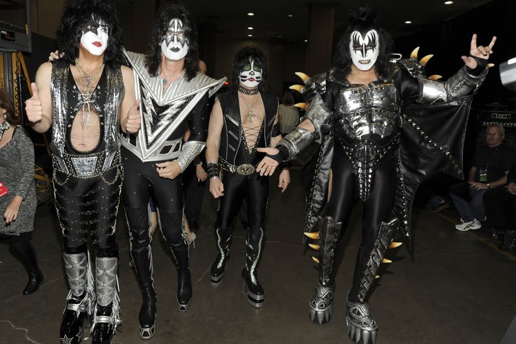Cómo vestirse como Kiss.