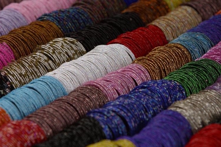 Esclavas decorativas.