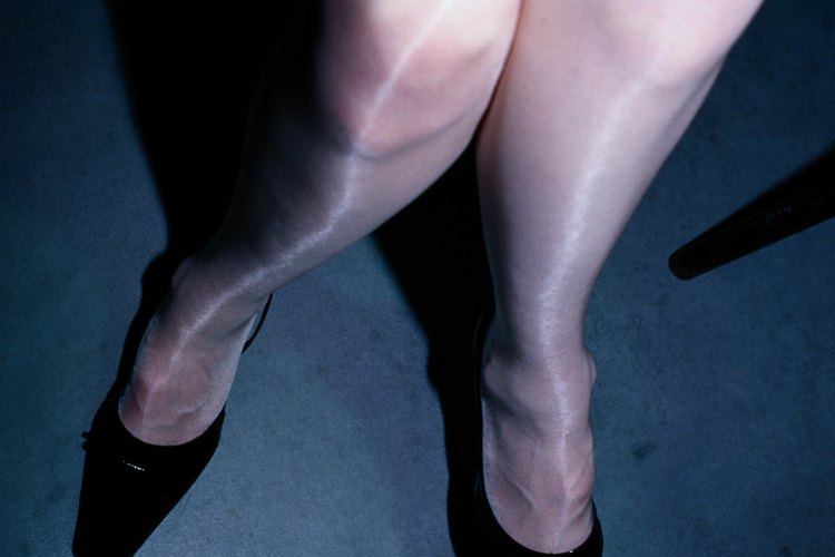El náilon se hizo famoso por su uso en medias femeninas.