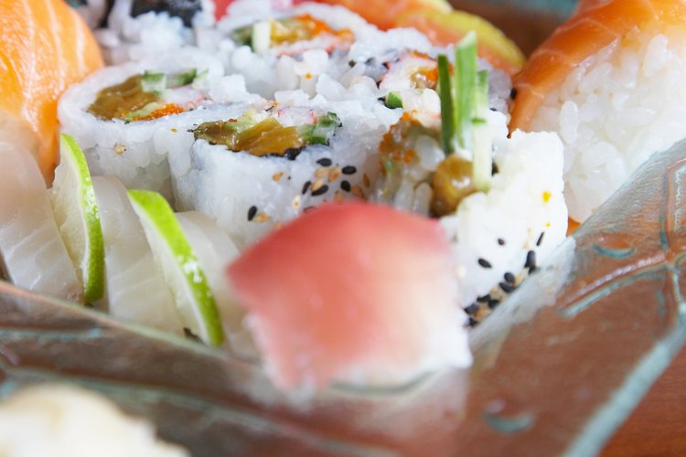 La champaña blanc de blanc combina bien con el sushi.