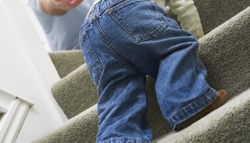 Keeping stair carpet trim requires careful stapling.