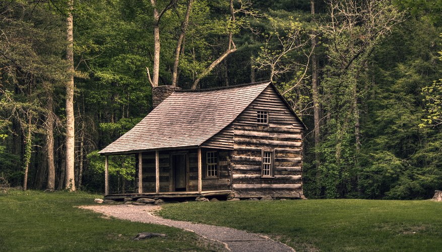 How to Build the Laura Ingall's Cabin | Sciencing