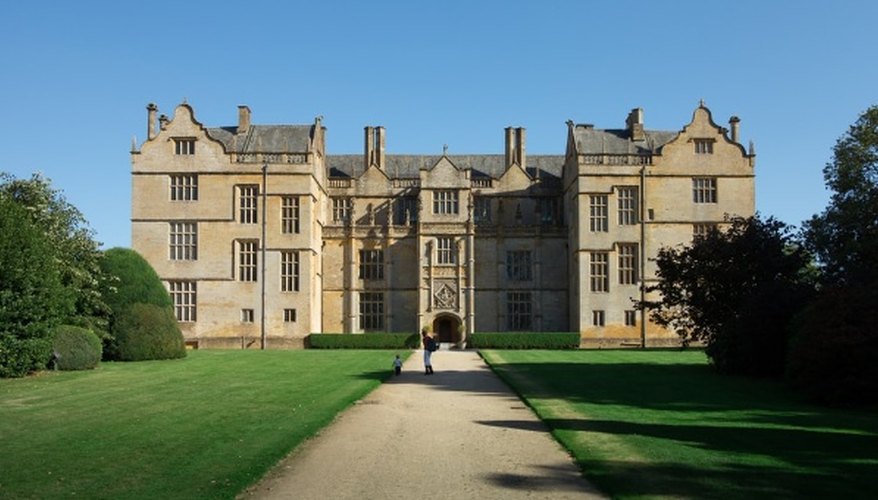 National trust - montacute house in england.jpg