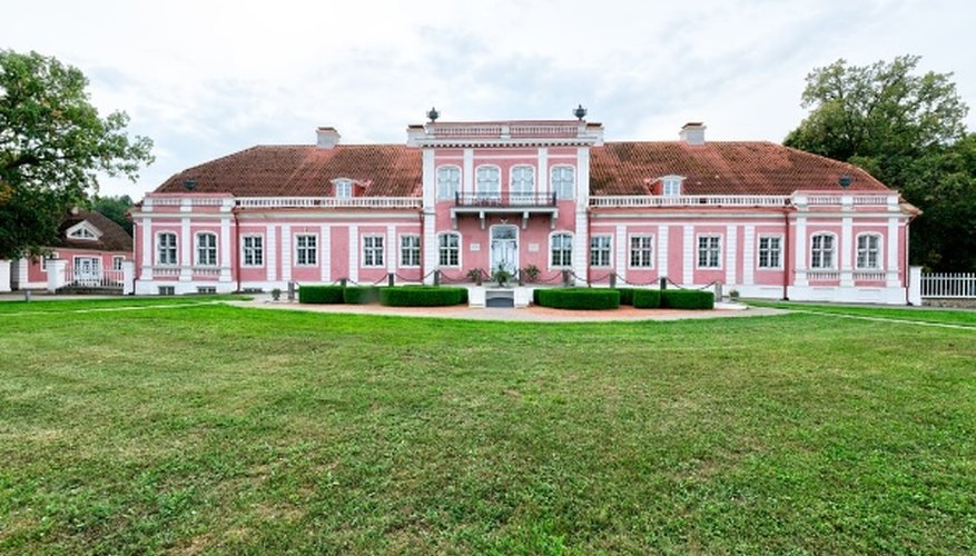Pink and white house.jpg