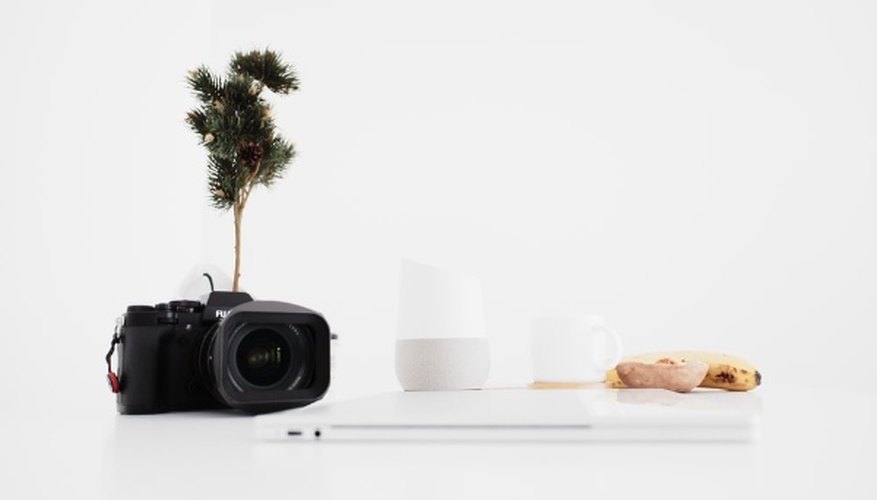 Black dslr camera.jpg
