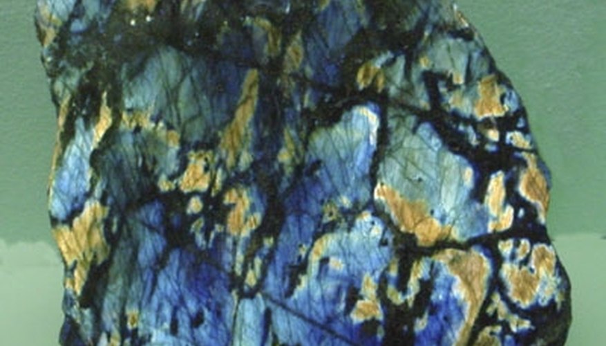 labradorite energy muse