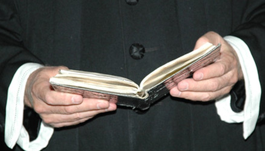 A missal frees the minister's hands.