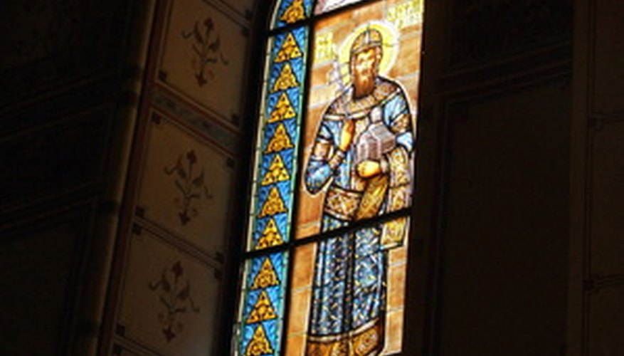 What Is The Meaning Of Stained Glass Synonym