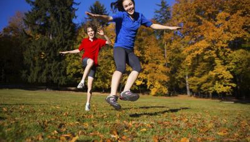 Photo Credit: gbh007/iStock/Getty Images Kids running a course