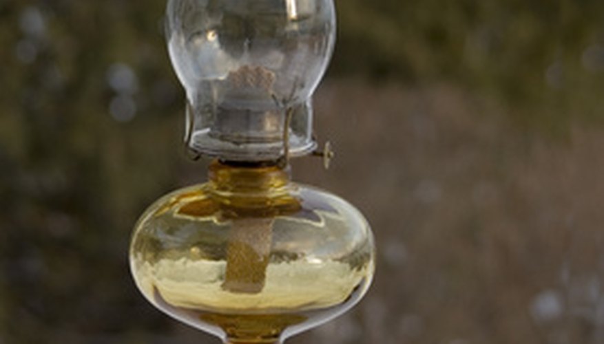 Make oil lamp fuel at home using alcohol and water.