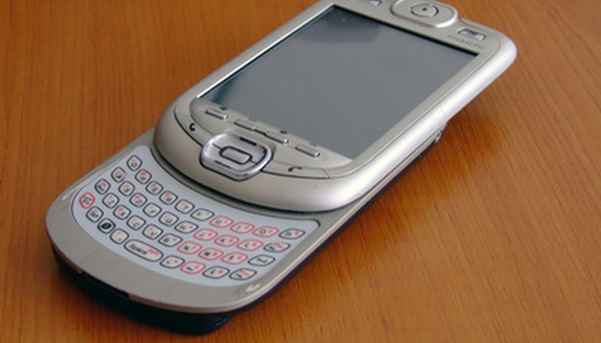 This PDA features a full keyboard and large LCD screen.