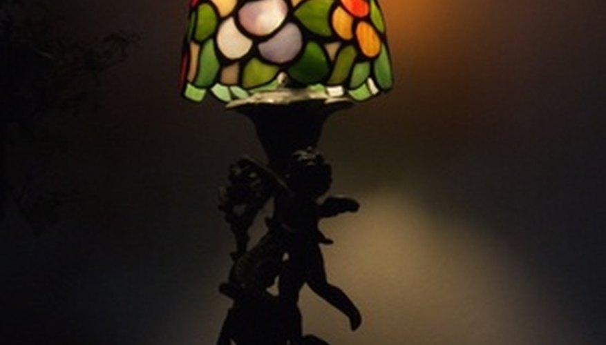 The vase cap connects the shade to the lamp base.