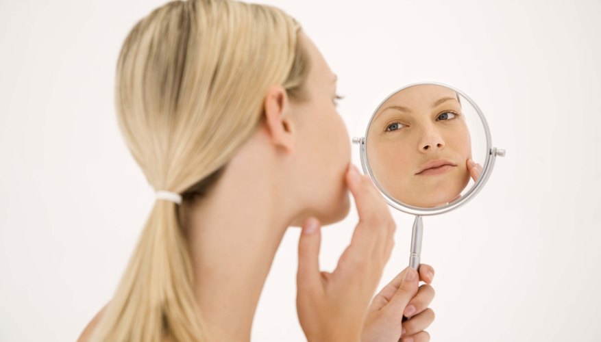 Peel pore strips gently for best results and to reduce irritation.