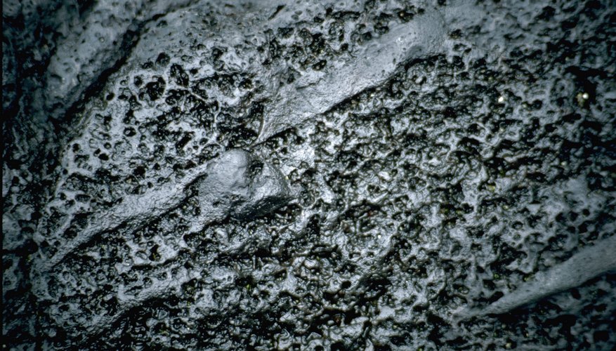 Silver is. Расплавленный камень. Плавленный камень. Small Metal ores Harvested