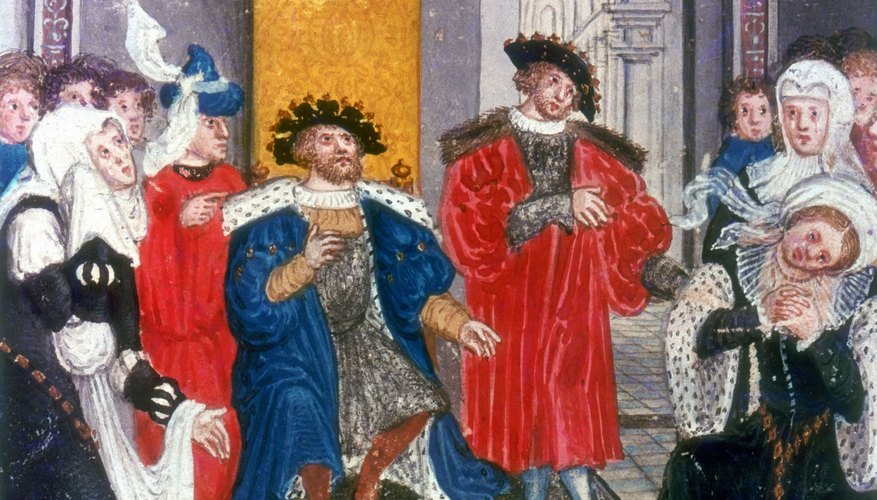 King Priam mourns his dead son in the Trojan War.