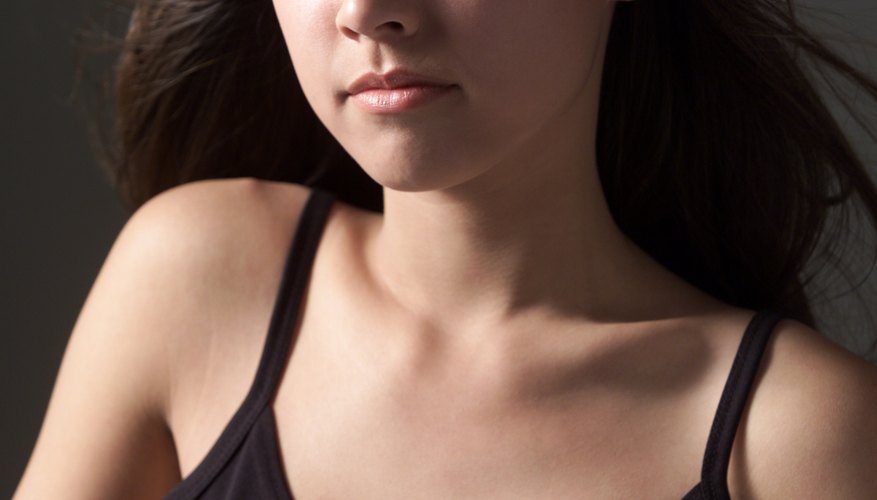 Remove deodorant stains from a black top by dabbing your clothes with a baby wipe if marks appear.