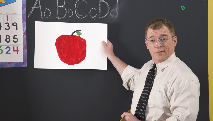 Show pictures to illustrate what your child is studying.