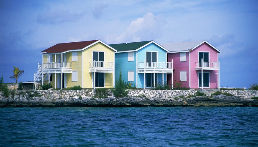 Casas color pastel, New Providence, Bahamas.