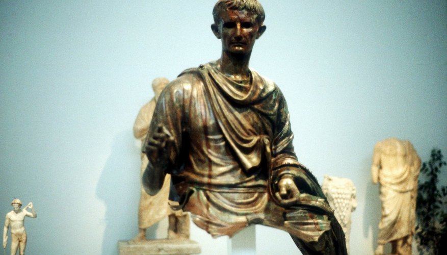This ancient statue shows Caesar Augustus wearing tunic and mantle in the Roman style.