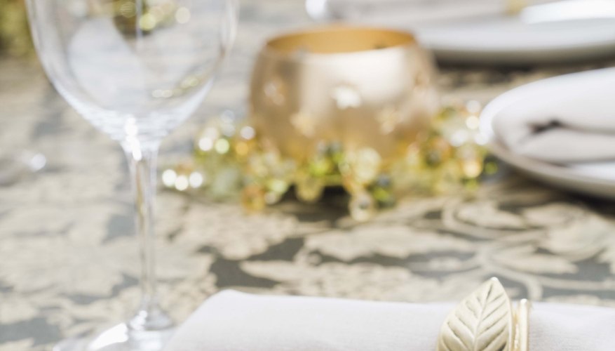 Cloth napkins are appropriate for informal and formal settings.