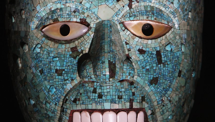 An Aztec turquoise mosaic mask was on display in the British Museum.