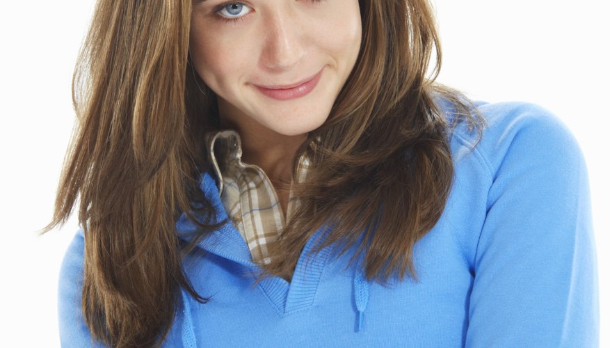 Blue eyes pop when you wear a blue top and taupe eye shadow.