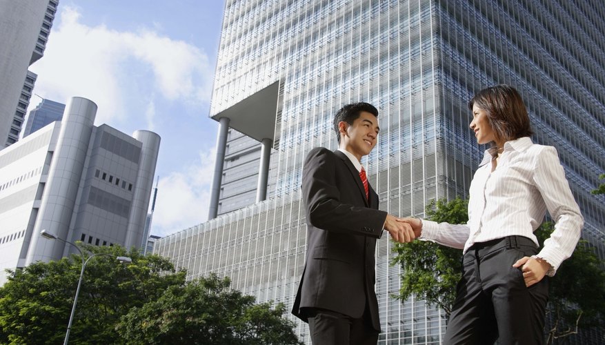 A diferencia de los factores externos, una empresa tiene el control de los factores internos que pueden influir en el rendimiento de ventas.