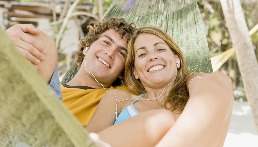 Help your extroverted honey relax with some couple time.