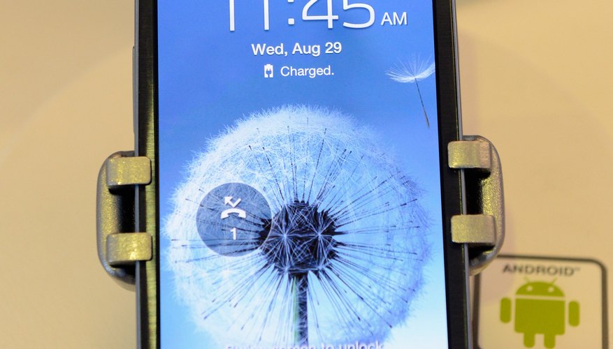 The Galaxy S III's Auto-Rotate feature quickly changes between portrait and landscape modes.
