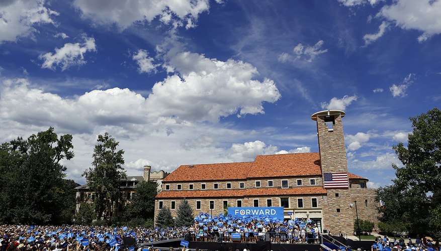 A crowd gathers at University of Colorado campus in advance of Barack Obama's appearance