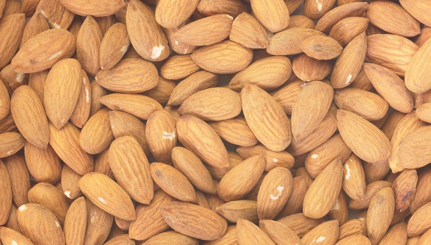 Almonds covered with sugar symbolize the bittersweet-ness of life.