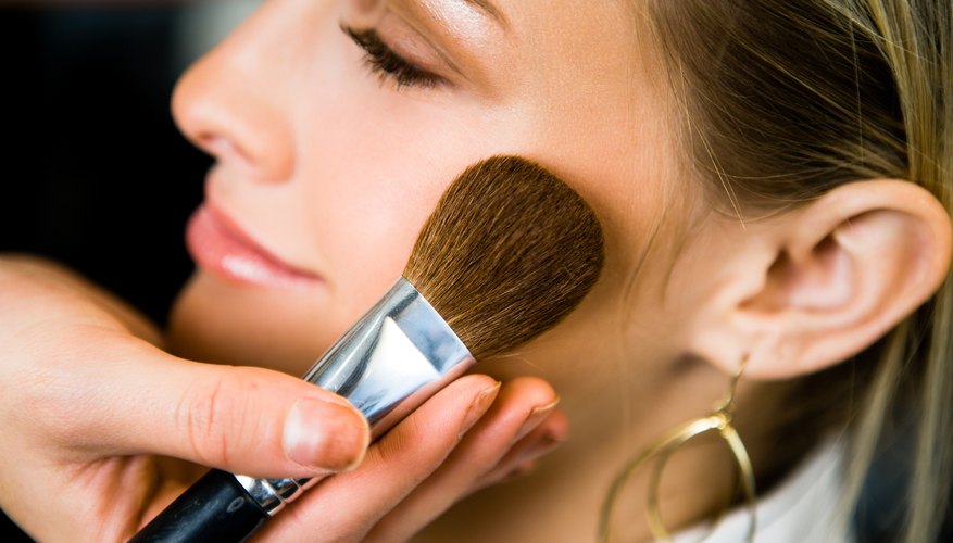 Silicone primer helps keep oil from interfering with makeup.