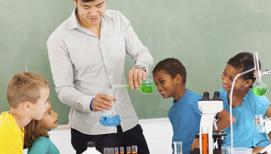 Young students in science class.
