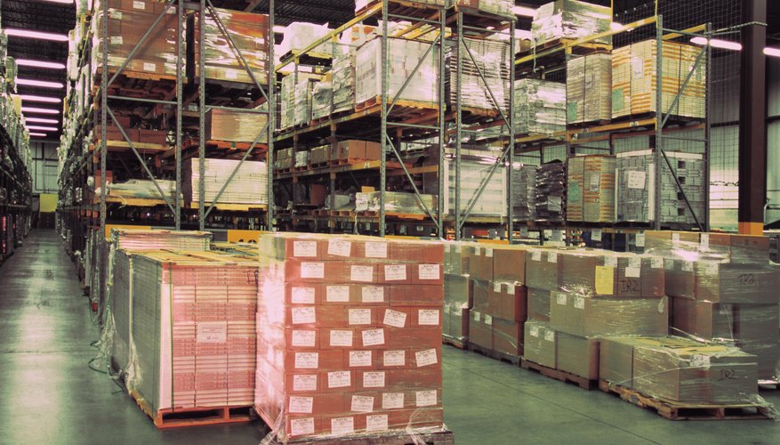 El almacén debe estar ordenado para que los productos se localicen fácilmente.