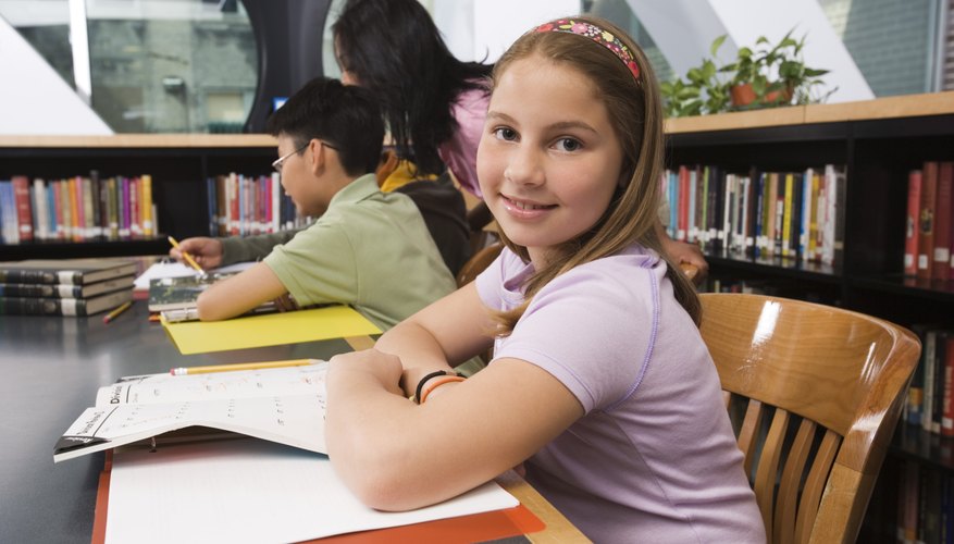 Taking good notes is invaluable for academic achievement.