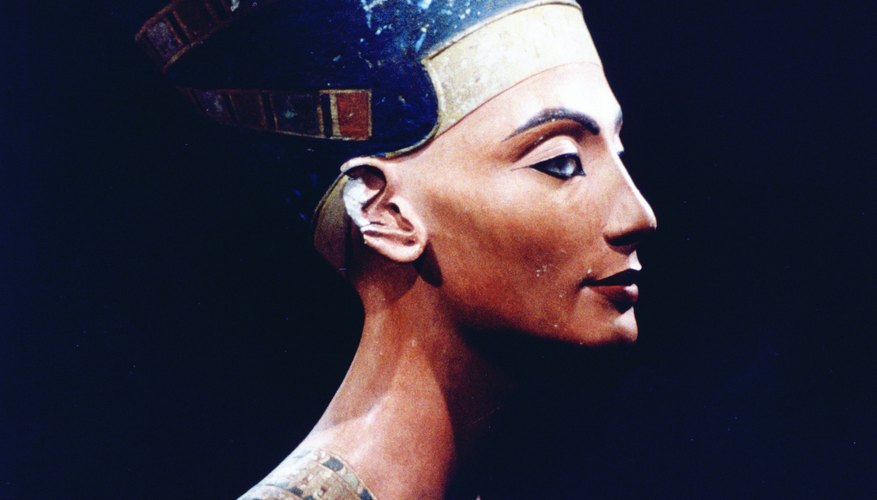 Beauticians served many roles in ancient Egypt.