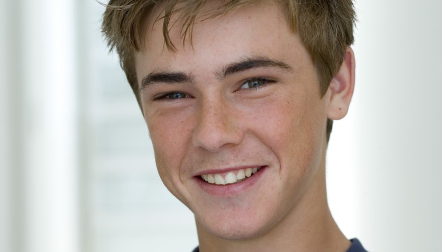 A sweet smile and a flirty laugh may mean that he's still into you.